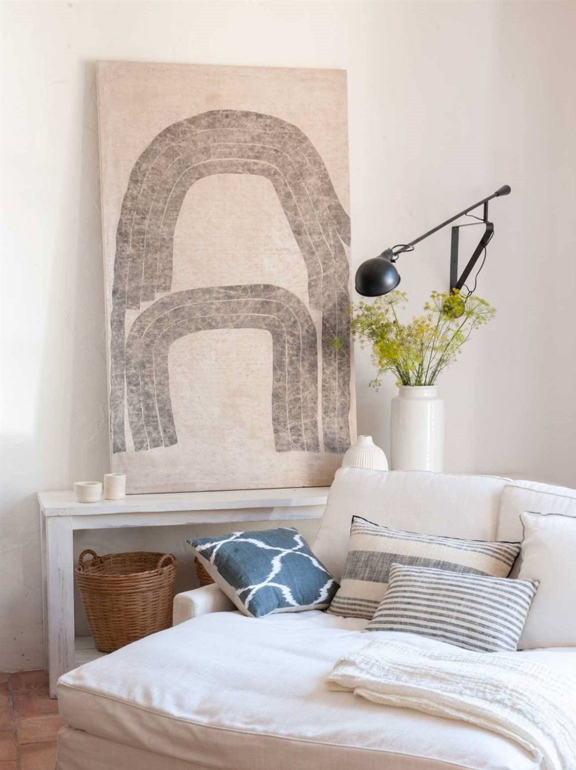 10 Tricks To Hide Low Ceilings supervices